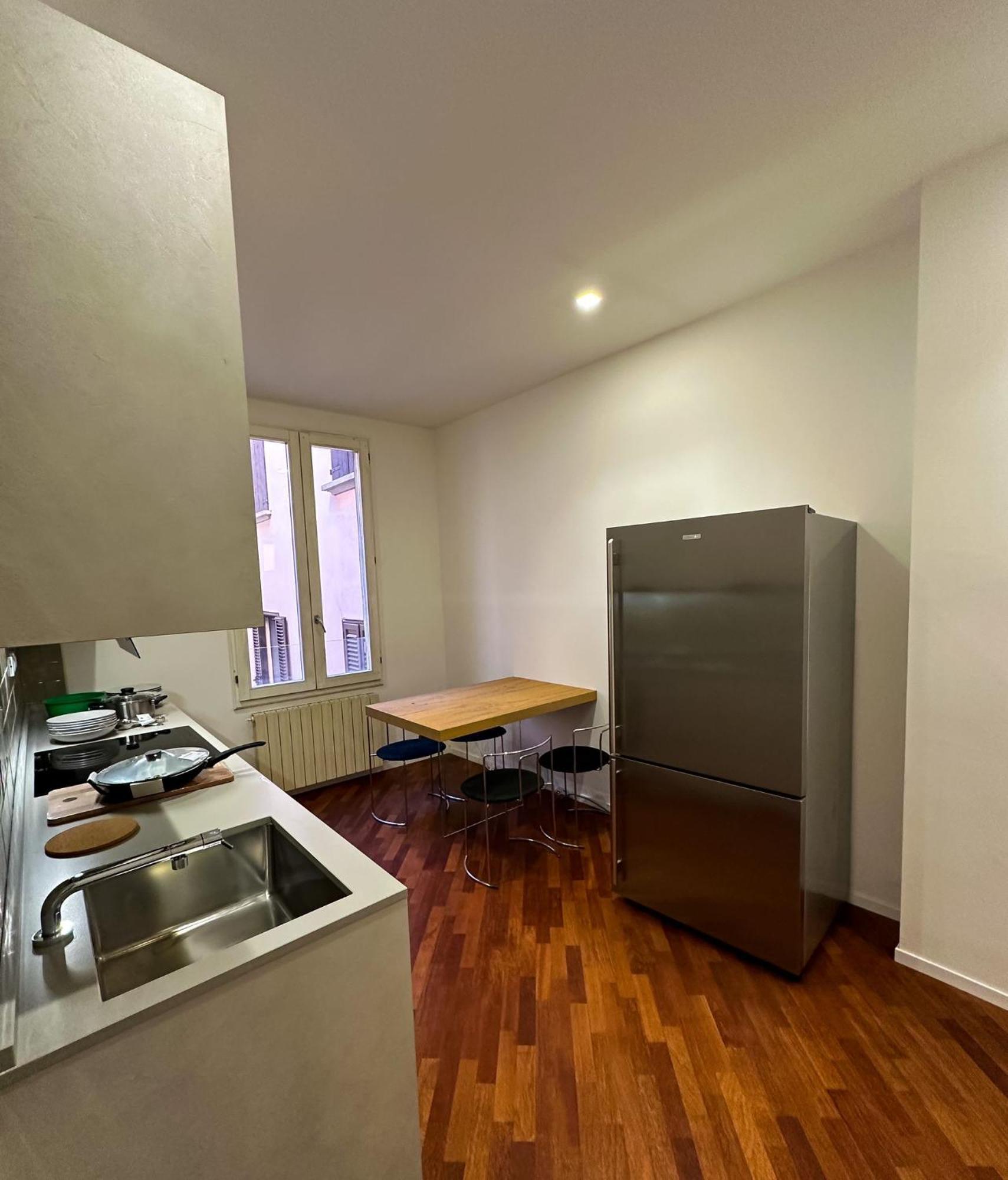 Whouse Large Suite Apartment Indipendenza Bologna Exterior photo